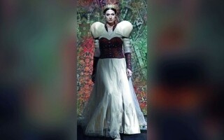 Модный показ в музее Звартноц | Новости за границей